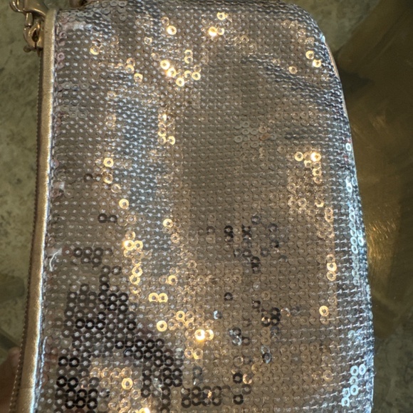 Coach Wristlet - Picture 4 of 7